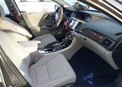 2016 Honda Accord Ex z USA, uszkodzony, nr VIN 1HGCR2F04GA243743